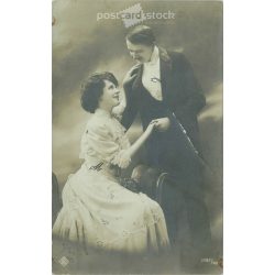 1910 - Romantikus pár. Fotólap, képeslap. (2791011)