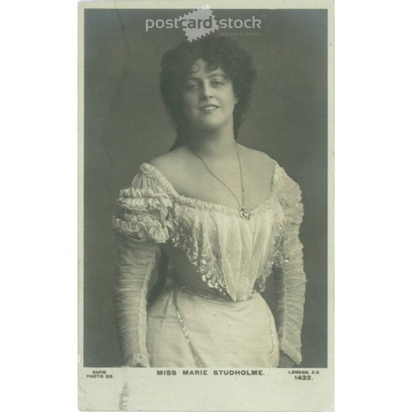 1904 - Miss Marie Studholme színésznő. Fotólap, képeslap. (2791182)