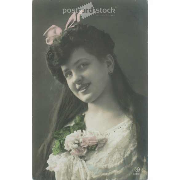 1919 - Romantikus képeslap. Színezett fotólap. (2791283)