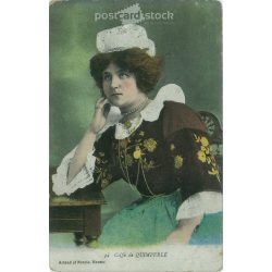   Francia. Quimperlé fejdísz. Színezett fotólap, képeslap. (2791297)
