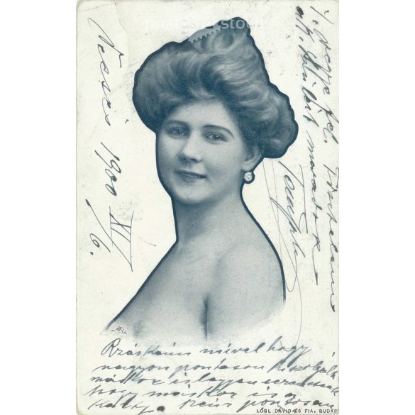 1900 - Fiatal nő portréja. Lőbl Dávid és fia fotóműterméből. Fotólap, képeslap. (2791318)