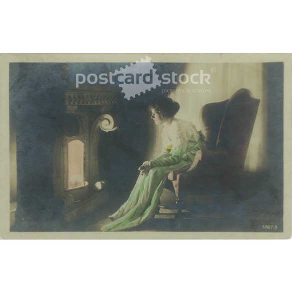 1921 - Romantikus képeslap. Színezett fotólap. (2791352)