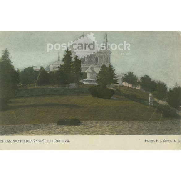 1924 - Hostýn. Szent István templom a temetőből. Színezett fotólap, képeslap. (2791621)