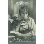 1919 - Romantikus képeslap. Fekete-fehér fotólap. (2791701)