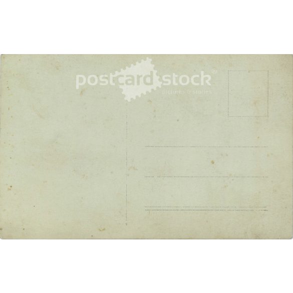 1908 - Fiatalember kalappal, sétapálcával. Fekete-fehér fotólap, képeslap. (2791748)