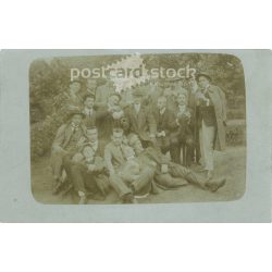   1910 - Arad. Baráti csoportkép férfiakról. Képeslap, fotólap. (2791771)