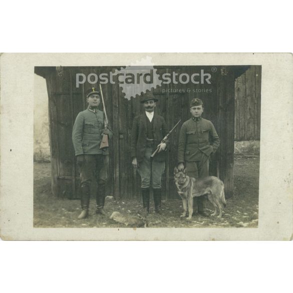 1924 - „Rendvédelmi erők”. Képeslap, fotólap. (2791867)