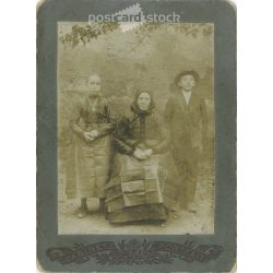   Nagymama és az unokák, még a háború előtt. Kabinetfotó / keményhátú fotó / vizitkártya. (2791916)