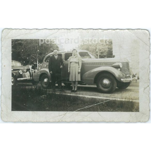Középkorú pár az Egyesült Államokban az 1940-es évek végén. Eredeti papírkép. (2791939)