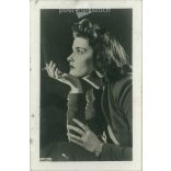 Karády Katalin, Inkey Tibor műtermi profil portréja, cigarettával 1930-as évek. Zselatinos ezüst. (2791943)