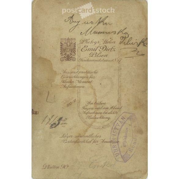 1915 - Emil Dietz, fényképészeti műtermében készült kabinetfotó. Pilsen. Uhrin István egészalakos fotója. Kabinetfotó / keményhátú fotó / vizitkártya, CDV fotó. (2791986)