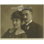 1924 - Fiatal pár műtermi fotója. Eredeti papírkép. (2791987)