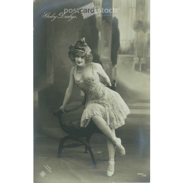 1910 - Gaby Deslys híres francia színésznő. Eredeti papírkép. Képeslap, fotólap. (2792044)