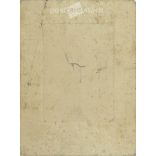 1900-as évek eleje. Fiatal pár félalakos fotója. Rusztikus, dombornyomott kartonra kasírozva. Eredeti papírkép. (2792122)