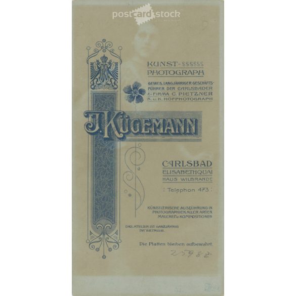1900-as évek eleje. Elegáns, fiatal nő kalapban, divatos ruhában. Kügemann, fényképészeti műterme készítette, Carlsbad. Eredeti kabinetfotó / keményhátú fotó / vizitkártya, CDV fotó. (2792238)