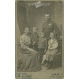 1907 december. Fülöp család, műtermi felvétel. Stahl Vilmos, fényképészeti műterme, Újpest. Eredeti kabinetfotó / keményhátú fotó / vizitkártya, CDV fotó. (2792242)