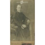 1912 - br Barkóczy Sándor plébános felszentelési fotója. Mindszenty B, fényképészeti műterme, Pozsony. Eredeti kabinetfotó / keményhátú fotó / vizitkártya, CDV fotó. (2792243)