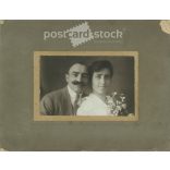 1910-es évek. Házaspár esküvői fotója. Készítője ismeretlen. Eredeti, kasírozott papírkép. (2792255)
