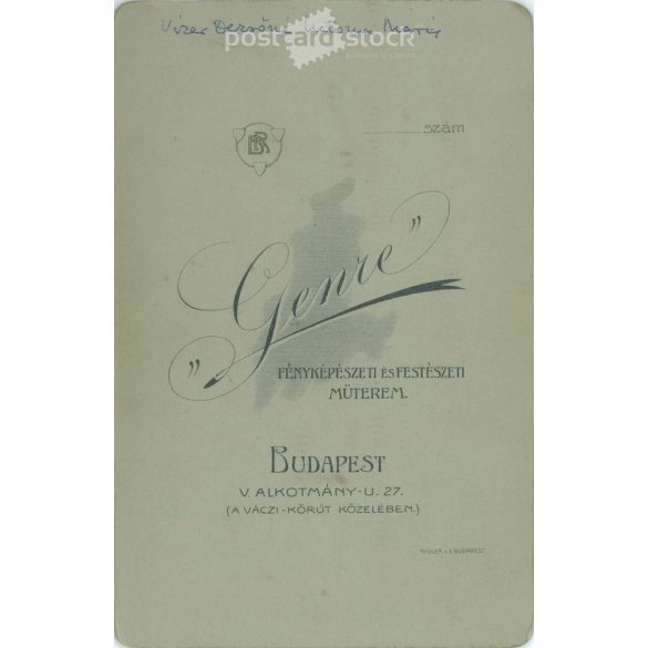 1906 - Fiatal nő félalakos fotója, készült a Genre fényképészeti és festészeti műteremben, Budapesten. Régi fotó / Kabinetfotó / keményhátú fotó. (2792394)