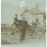 1920-as évek. Sétakocsikázásra készen. Fekete-fehér eredeti papírkép, régi fotó. (2792408)
