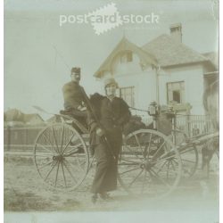   1920-as évek. Sétakocsikázásra készen. Fekete-fehér eredeti papírkép, régi fotó. (2792408)