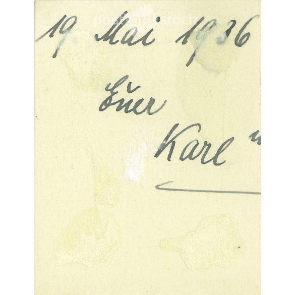 1936. Németország. Fiatal férfi egészalakos fotója, repülős sapkában. Fekete-fehér eredeti papírkép, régi fotó. (2792478)