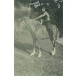 1960-as évek. Németország. Lóháton, valahol az Alpokban. Fekete-fehér eredeti papírkép, régi fotó.  (2792490)