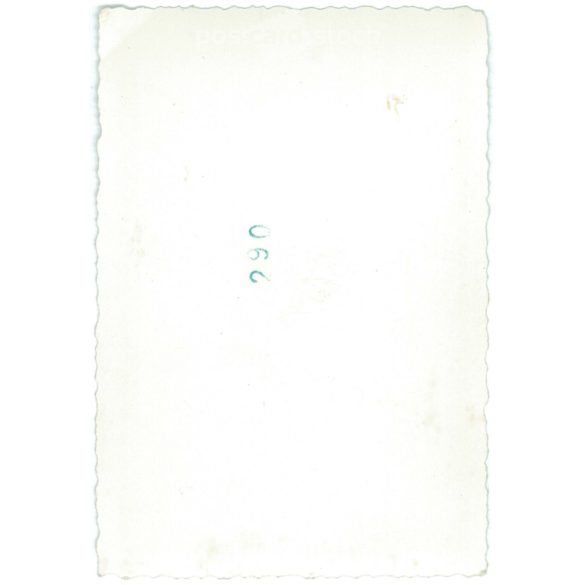 1940-es évek. Ausztria. Csók. A kép készítője és a rajta szereplők személye ismeretlen. Fekete-fehér eredeti papírkép, régi fotó. (2792510)
