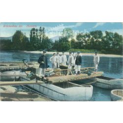   1915 – Úttörők hídépítése. Papírkép, színezett fotó reprodukciója, régi képeslap, nyomat. (2792669)