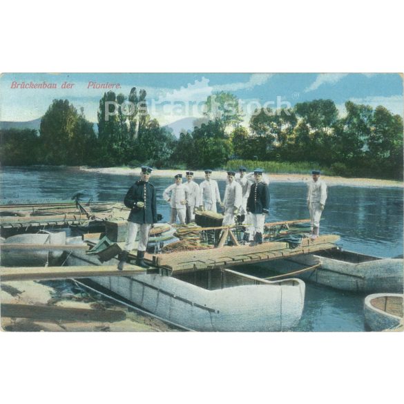 1915 - Úttörők hídépítése. Papírkép, színezett fotó reprodukciója, régi képeslap, nyomat. (2792669)