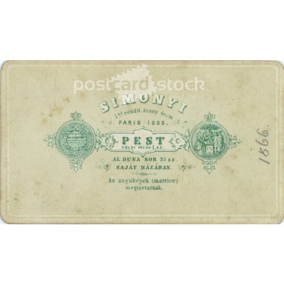 1866 - Simonyi fényképészeti műteremben készült. Pest, Váczi utcza 1. A képen szereplő férfi személye ismeretlen. Régi fotó, vizitkártya, CDV fotó. (2792675)