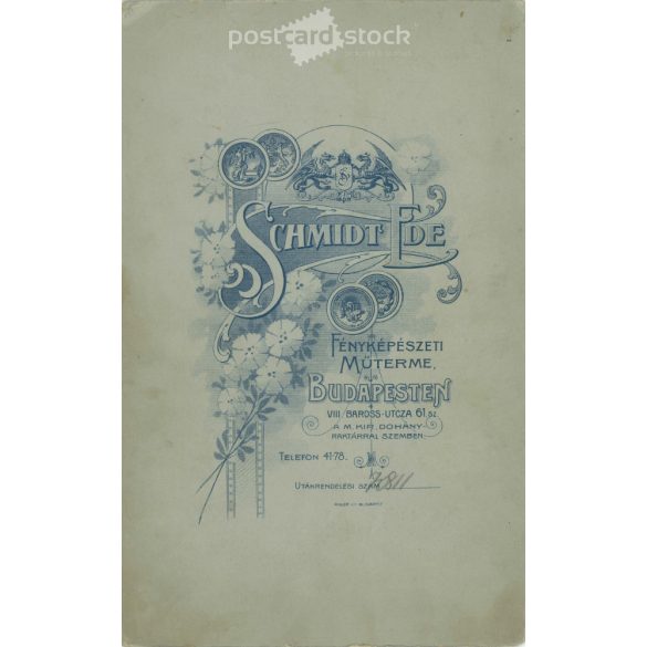1910-es évek. A csalág hölgy tagjai. A képen szereplők személye ismeretlen. A fotó Schmidt Ede fényképészeti műtermében készült, Budapesten. Régi fotó, eredeti kabinetfotó / keményhátú fotó. (2792679)