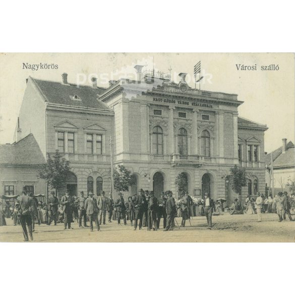 Nagykőrös, városi szálló. Eredeti papírkép, fekete-fehér fotólap, képeslap. (2792842)
