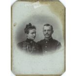 1907 - Ismeretlen fiatal pár. A kép készítője Csonka Géza, Marosvásárhely. Régi fotó / Kabinetfotó / keményhátú fotó. Sérült. (2793116)