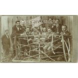 1895 - Podleszny János fotóműtermében készült, sátoraljaújhelyi legények. Régi fotó / Kabinetfotó / keményhátú fotó. (2793269)
