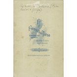 cca 1900. Házaspár népviseletben, "Piri néni és férje". A fotó Ferencz és Társa fotóműtermében készült, Kolozsvárott. Régi fotó. Eredeti kabinetfotó / keményhátú fotó / vizitkártya, CDV fotó. (2793644)