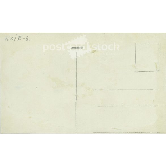 Cca 1915 - Családi fotó katonákkal. A képen szereplők és a kép készítője ismeretlen. Régi fotó. Fekete-fehér fotólap, eredeti papírkép. (2793798)