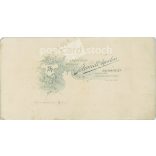 Elegáns, fiatal férfi cilinderben, sétapálcával. A kép Schmidt Ágoston fotóműtermében készült, Budapesten. Eredeti kabinetfotó / keményhátú fotó / vizitkártya, CDV fotó. (2793840)