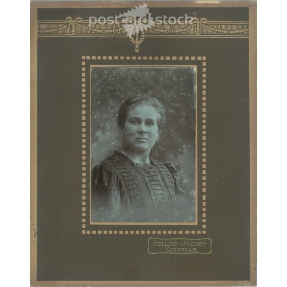 Cca 1905 - Piros Anna fotója. A kép Hollósi József fotóműtermében készült, Szabadkán. Eredeti régi fotó. Fekete-fehér, kasírozott fotó, eredeti papírkép. (2793853)