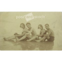   1922 - Balatonberény. „A szebb napok emlékére.” A képen szereplők személye és a kép készítője ismeretlen. Régi fotó. Eredeti fotó. Fekete-fehér fotólap, régi képeslap. (2793896)